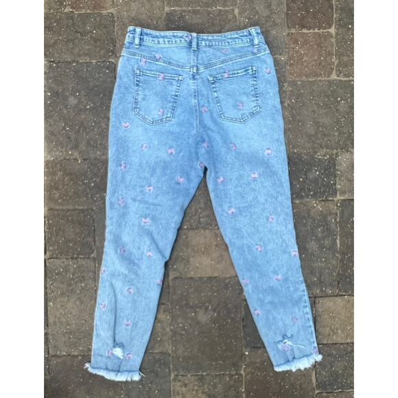 Tinseltown high rise distressed butterfly skinny jeans size 13x28 - Picture 2 of 3